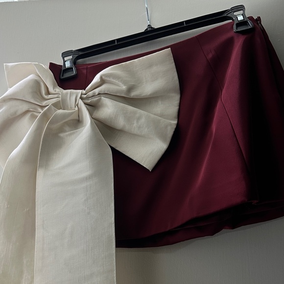 Oh Polly Burgundy Mini Skirt with Cream Bow - Picture 2 of 4
